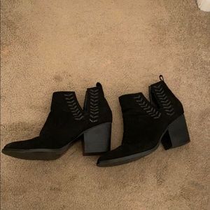 Carlos Santana black heeled booties